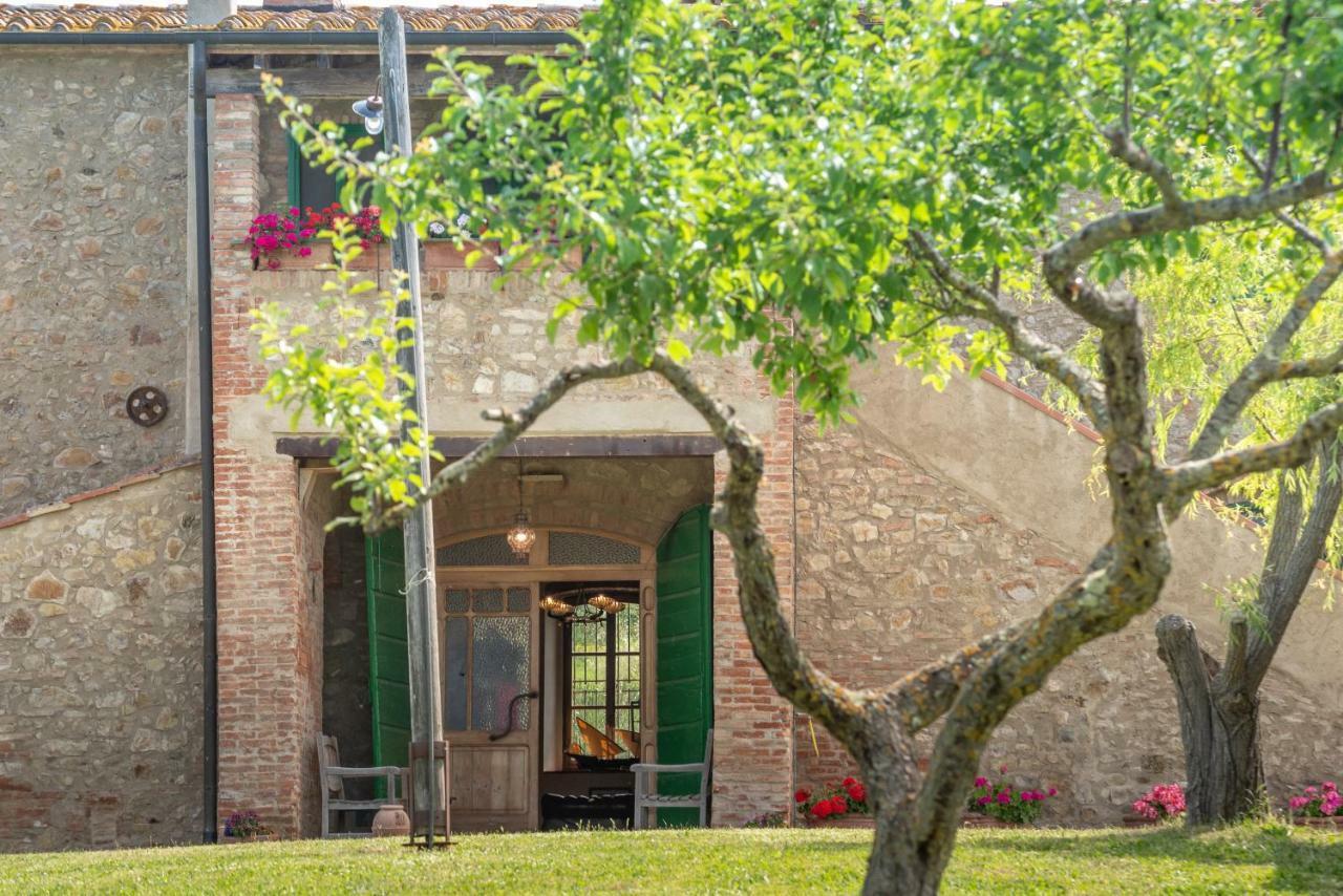 Agriturismo Casa Montecucco Giuncarico Exterior photo